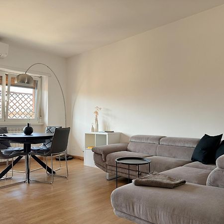 Lumen House - Attico Con Suite Рим Екстер'єр фото
